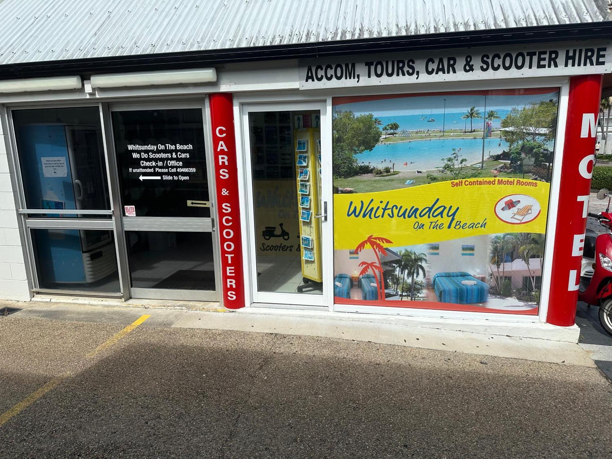 Whitsunday On The Beach Airlie Beach Exteriör bild